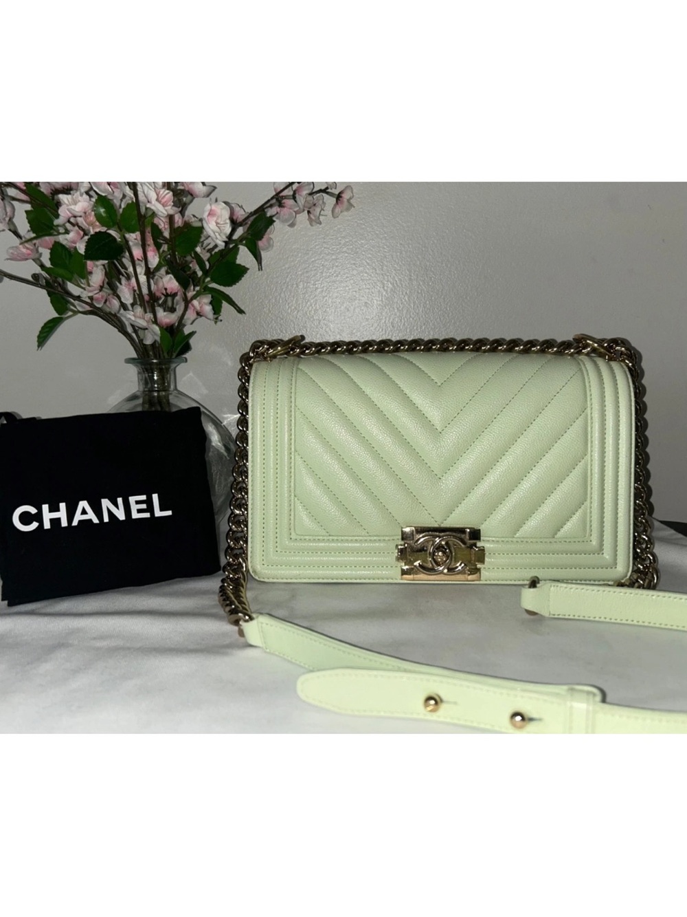 🩷TRADE🩷CHANEL Medium Boy Flap Bag Quilted Caviar Leather Light Green - Picture 4 of 16
